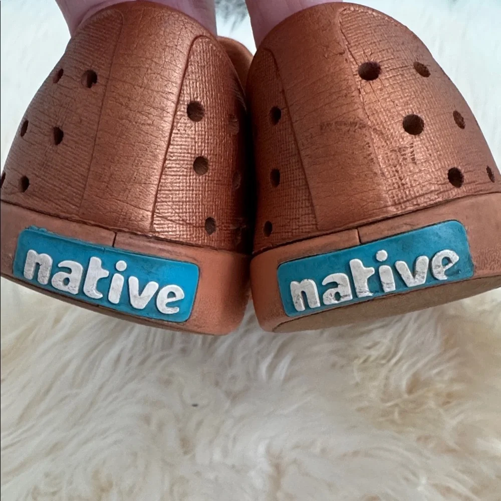 Native Shoes - Picture 5 of 5